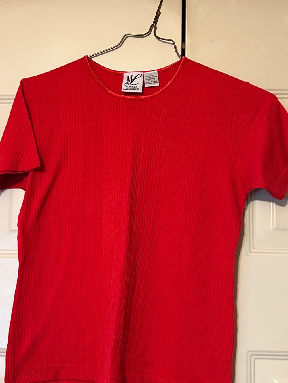 MC Ribbed Short-Sleeve Crewneck Tee in Red